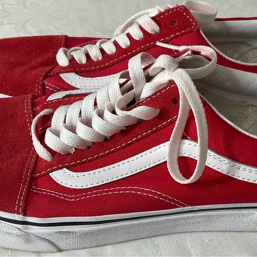 Vans Sneakers Men’s Classic Retro Red Suede Shoes Skater 8.5 - Picture 3 of 7